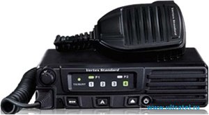 Автомобильная радиостанция Vertex VX-4100 V/U
