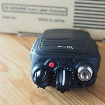 Портативная рация iCom IC-F1000