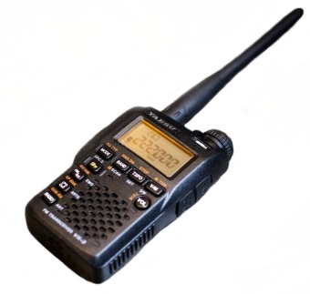 Портативная рация Yaesu VX-3R